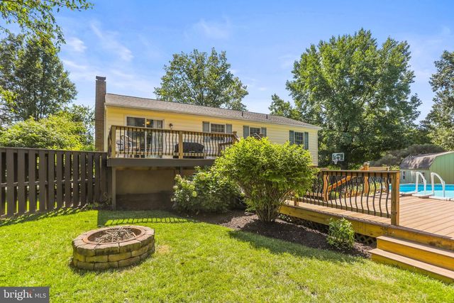90 CROSSWIND DR, Shrewsbury, PA 17361