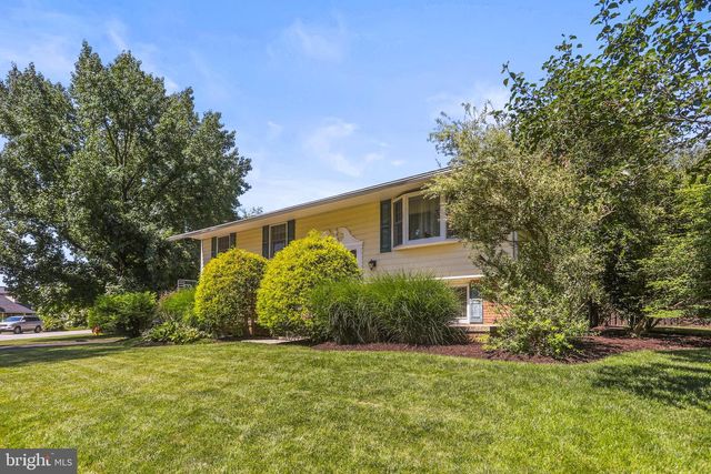 90 CROSSWIND DR, Shrewsbury, PA 17361