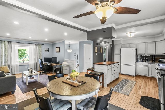 90 CROSSWIND DR, Shrewsbury, PA 17361