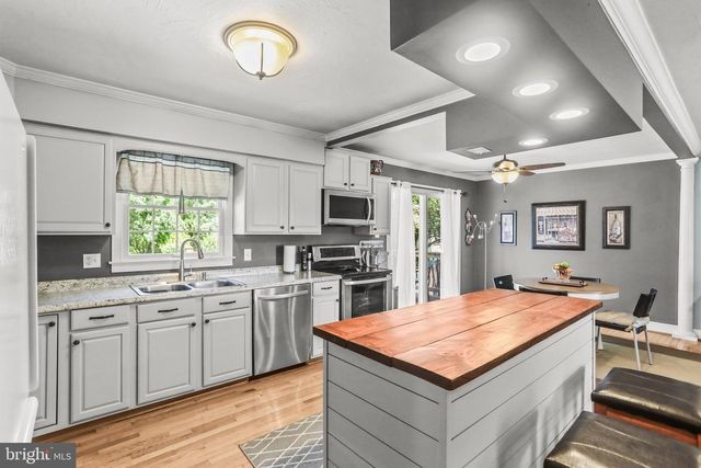 90 CROSSWIND DR, Shrewsbury, PA 17361