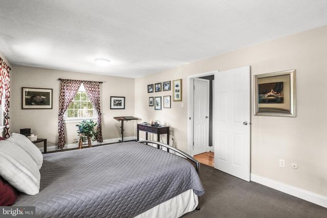 90 CROSSWIND DR, Shrewsbury, PA 17361
