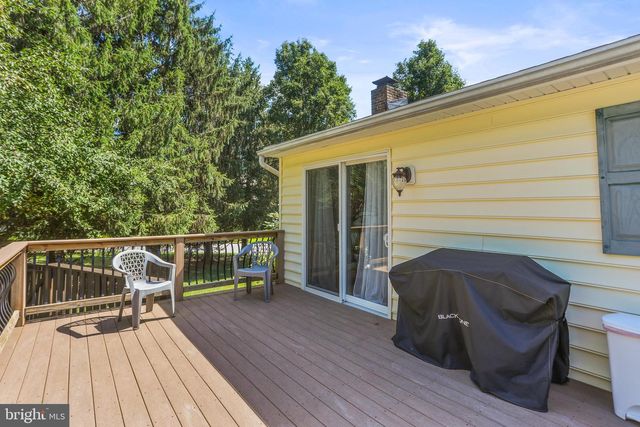 90 CROSSWIND DR, Shrewsbury, PA 17361