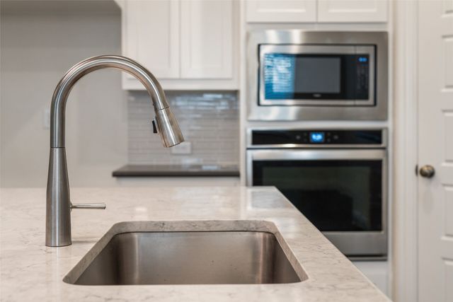 805 Toby Trail, Mansfield, TX 76063