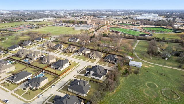 805 Toby Trail, Mansfield, TX 76063