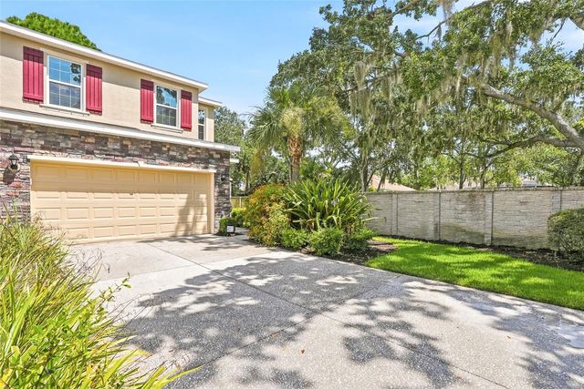 13105 CANOPY CREEK DRIVE, Tampa, FL 33625