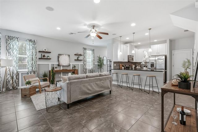 13105 CANOPY CREEK DRIVE, Tampa, FL 33625