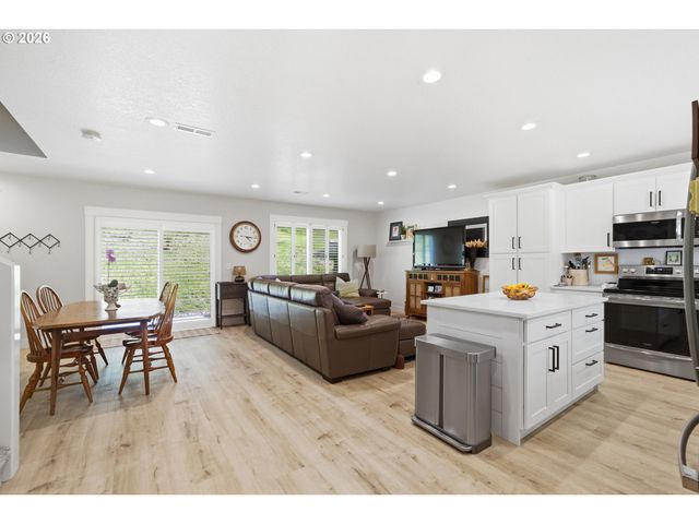 1935 OCEAN HIGHLANDS Pkwy, Netarts, OR 97143