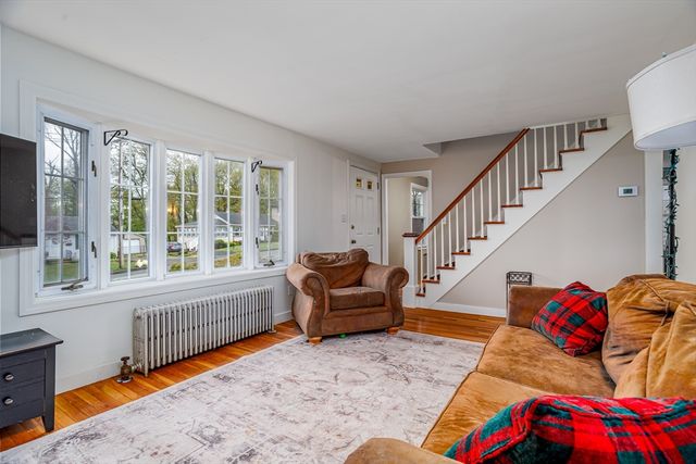 168 Apricot St, Worcester, MA 01603