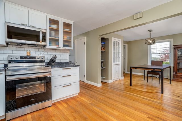 168 Apricot St, Worcester, MA 01603