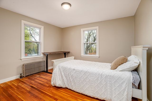 168 Apricot St, Worcester, MA 01603