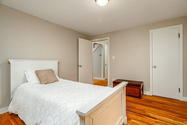 168 Apricot St, Worcester, MA 01603