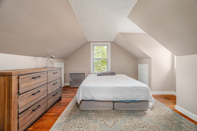168 Apricot St, Worcester, MA 01603