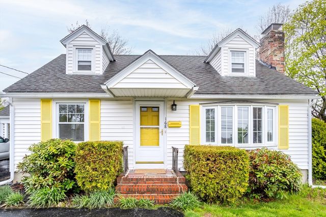 168 Apricot St, Worcester, MA 01603