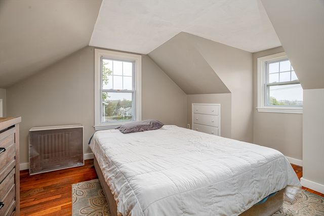 168 Apricot St, Worcester, MA 01603