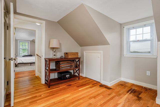 168 Apricot St, Worcester, MA 01603