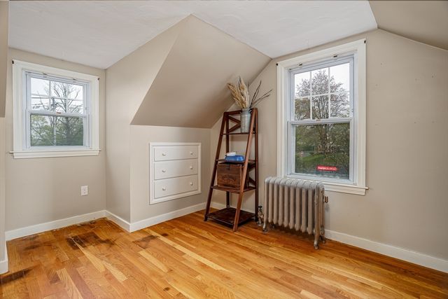 168 Apricot St, Worcester, MA 01603