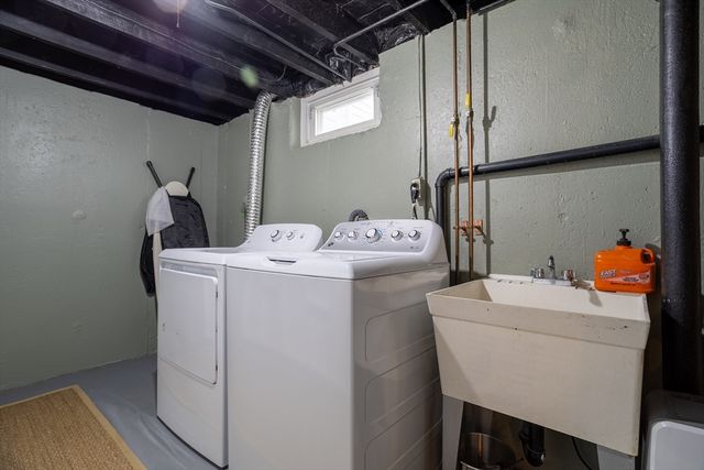 168 Apricot St, Worcester, MA 01603