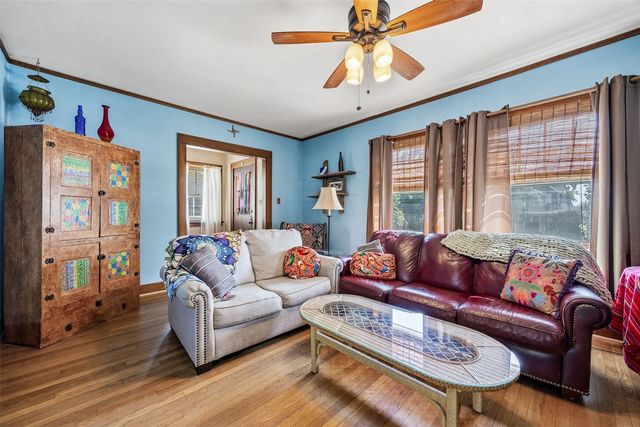 1105 Maplewood Drive NE, Cedar Rapids, IA 52402