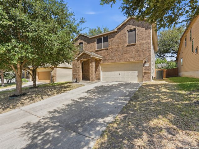 5819 Quiet Glen Dr, San Antonio, TX 78240