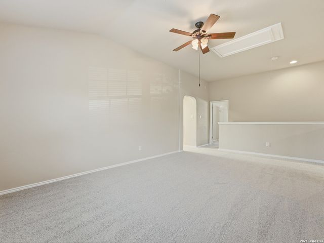 5819 Quiet Glen Dr, San Antonio, TX 78240