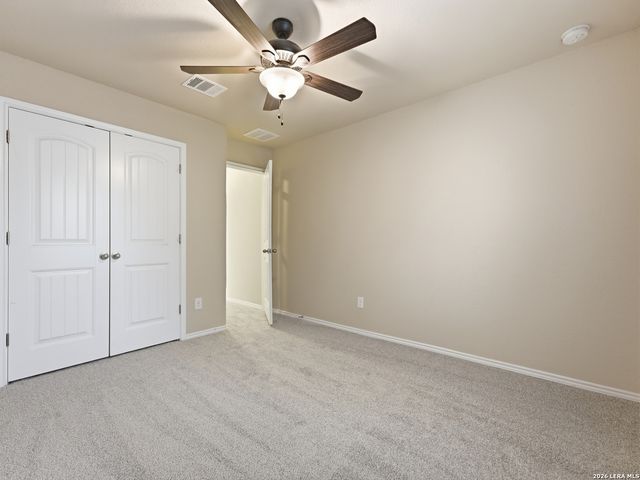 5819 Quiet Glen Dr, San Antonio, TX 78240