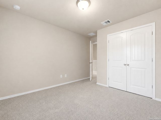 5819 Quiet Glen Dr, San Antonio, TX 78240