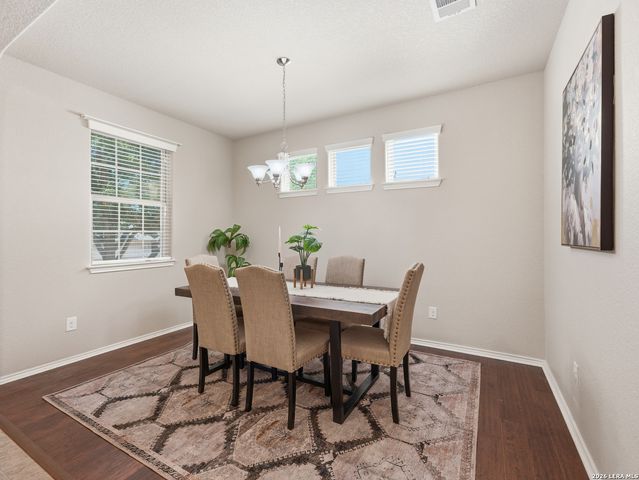 5819 Quiet Glen Dr, San Antonio, TX 78240