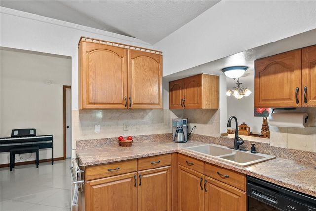 1273 SCRUB JAY TRAIL, Frostproof, FL 33843