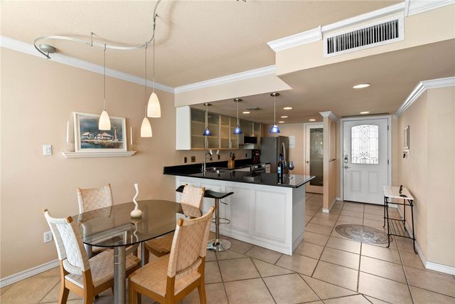 4000 Surfside Blvd 508, Corpus Christi, TX 78402