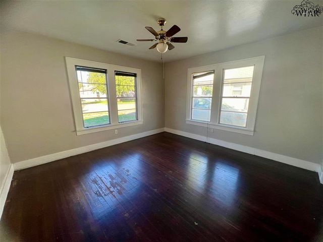 3107 AVENUE R, Wichita Falls, TX 76309