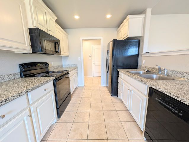 8710 12th Street, Lubbock, TX 79416