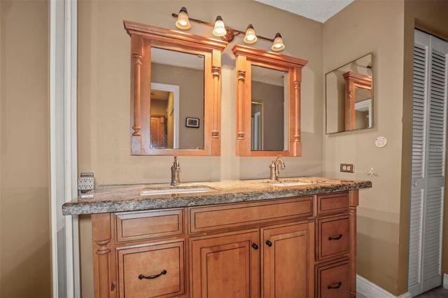 1668 HAMILTON COURT 2061, Dunedin, FL 34698