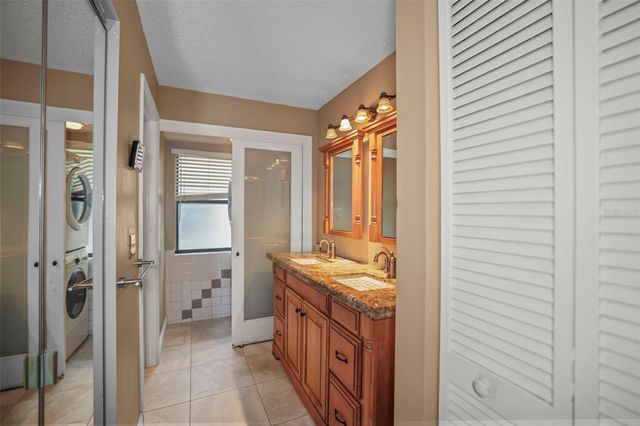 1668 HAMILTON COURT 2061, Dunedin, FL 34698