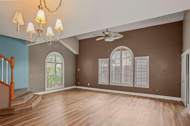 1668 HAMILTON COURT 2061, Dunedin, FL 34698