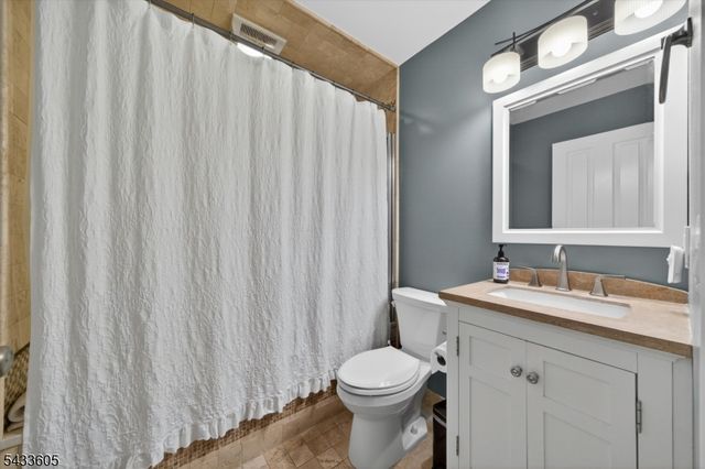 11 Great Gorge Dr 1, Vernon Twp., NJ 07462