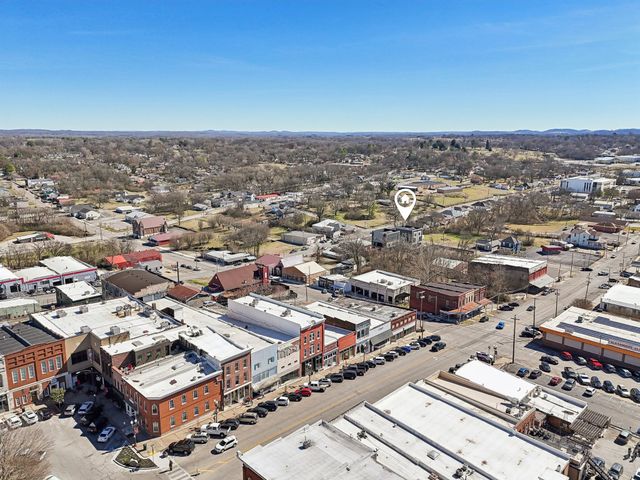 107 E 9th St Apt D-7, Columbia, TN 38401