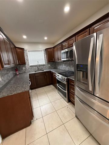 1619 Shenandoah Street, Hollywood, FL 33020