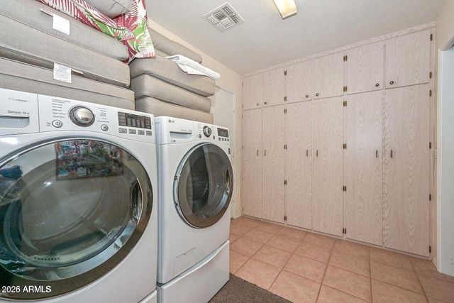 9060 W TARO Lane, Peoria, AZ 85382