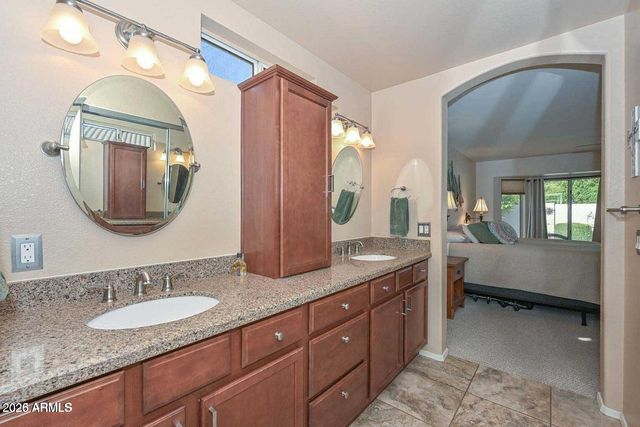 9060 W TARO Lane, Peoria, AZ 85382