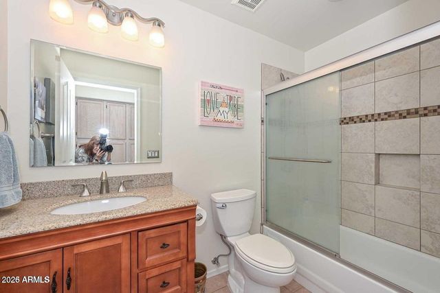 9060 W TARO Lane, Peoria, AZ 85382