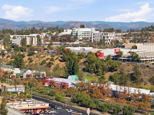 8220 Vincetta Dr 55, La Mesa, CA 91942