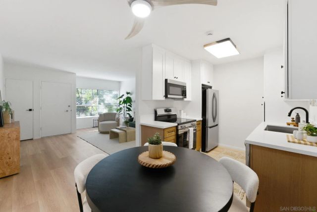 8220 Vincetta Dr 55, La Mesa, CA 91942