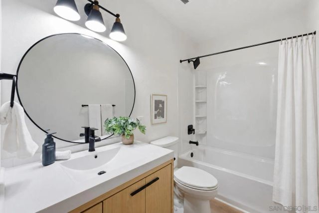8220 Vincetta Dr 55, La Mesa, CA 91942