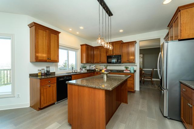 2921 4th Street SW, Rochester, MN 55902