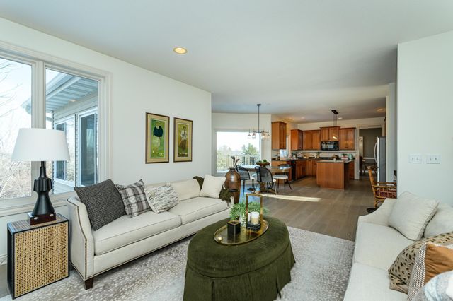 2921 4th Street SW, Rochester, MN 55902