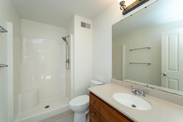 2921 4th Street SW, Rochester, MN 55902