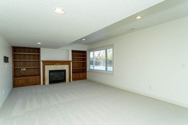 2921 4th Street SW, Rochester, MN 55902