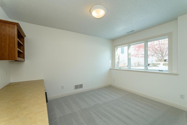 2921 4th Street SW, Rochester, MN 55902