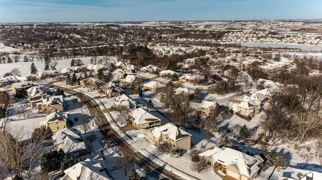 2921 4th Street SW, Rochester, MN 55902