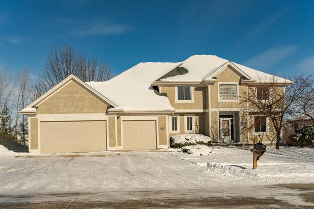 2921 4th Street SW, Rochester, MN 55902